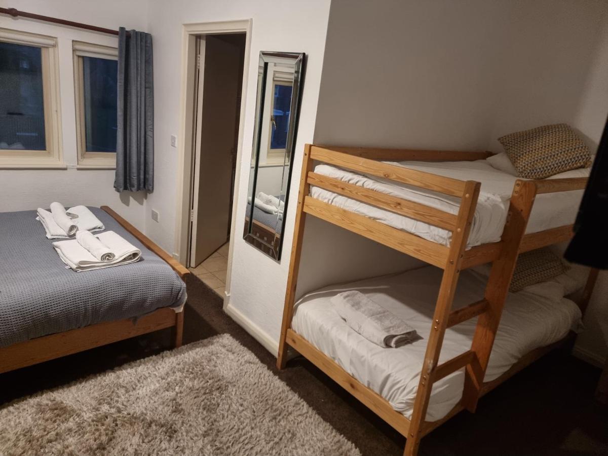 Dorset Arms Hotel 월젠드 외부 사진