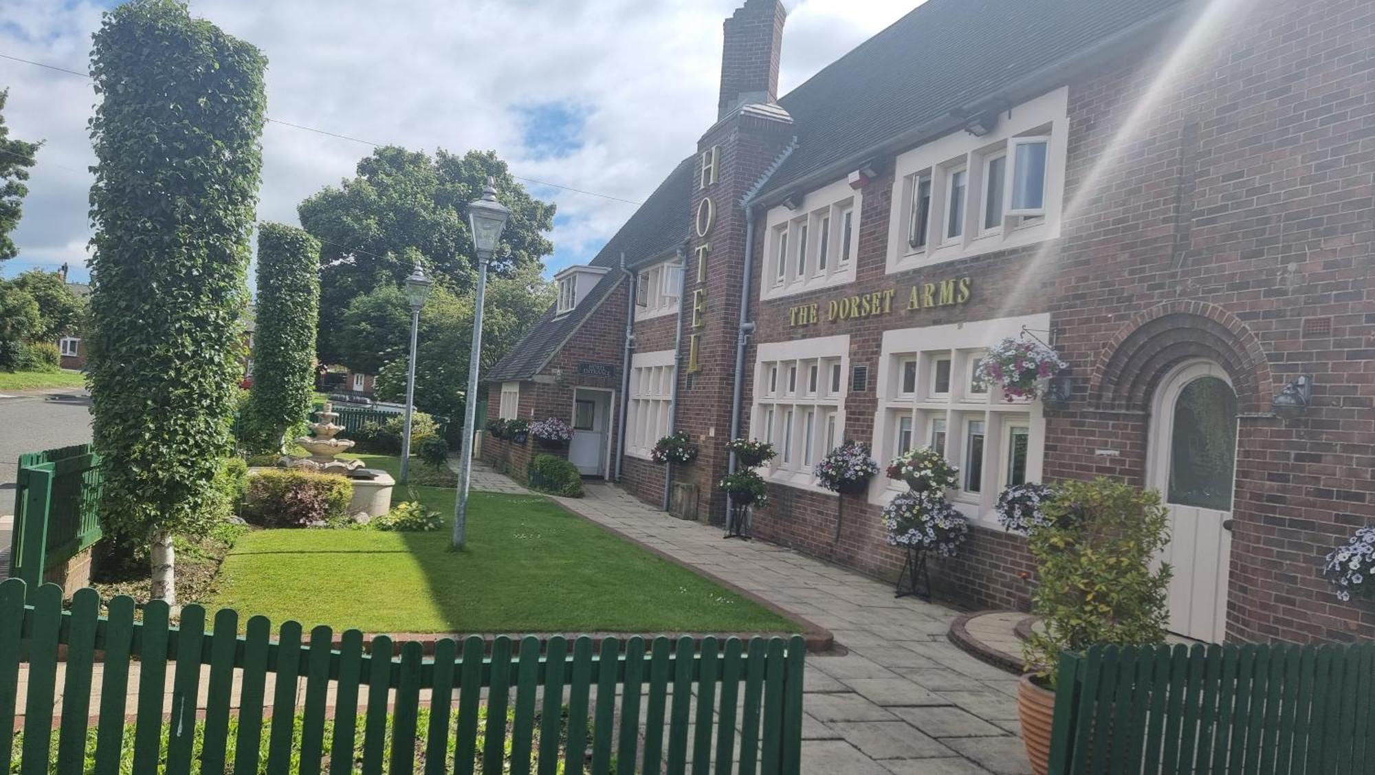 Dorset Arms Hotel 월젠드 외부 사진